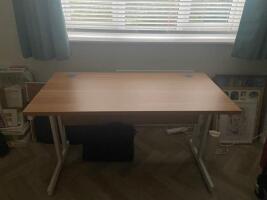 Gala Rectangular Desk with Twin Cantilever Legs - 1200mm x 600mm